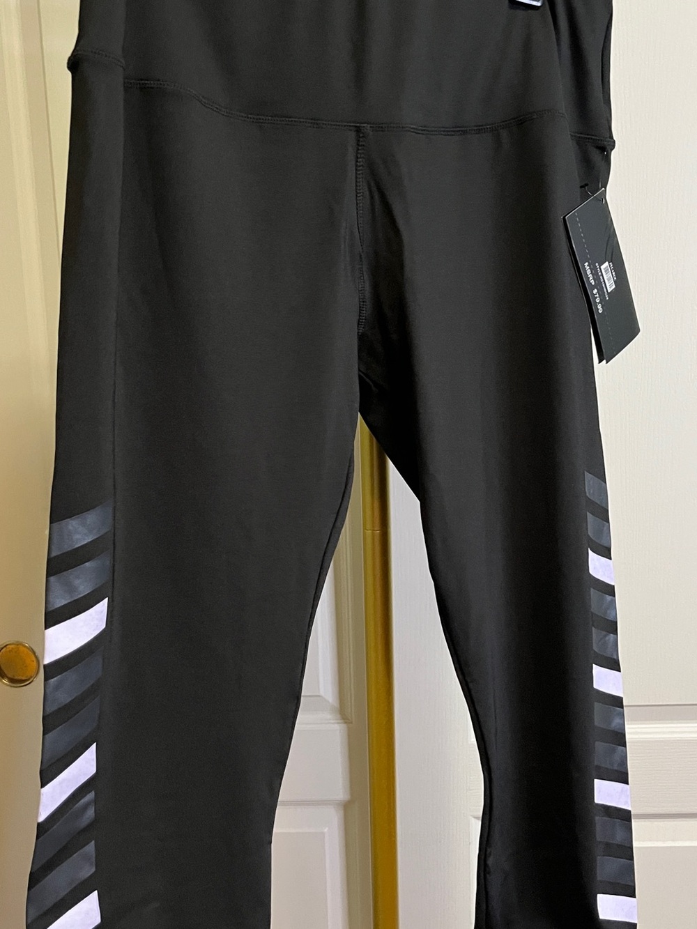 NWT Women's Black High-Rise Athletic Leggings w/Reflective Side Stripes Sz 2X
